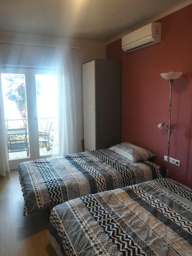 Studio Apartman Arni Риека Экстерьер фото