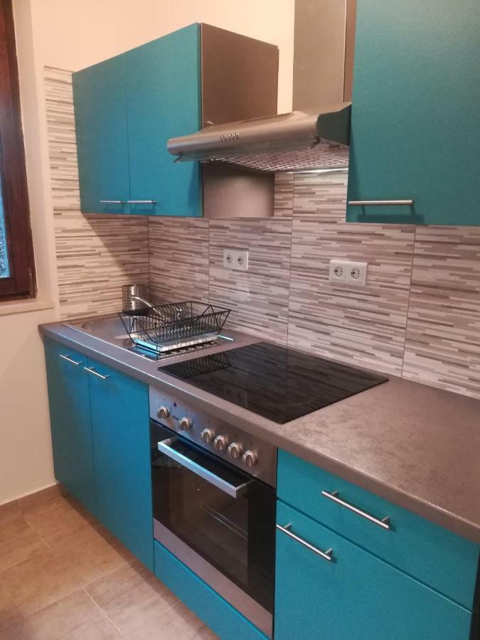 Studio Apartman Arni Риека Экстерьер фото